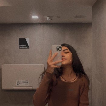 yesha thakkar